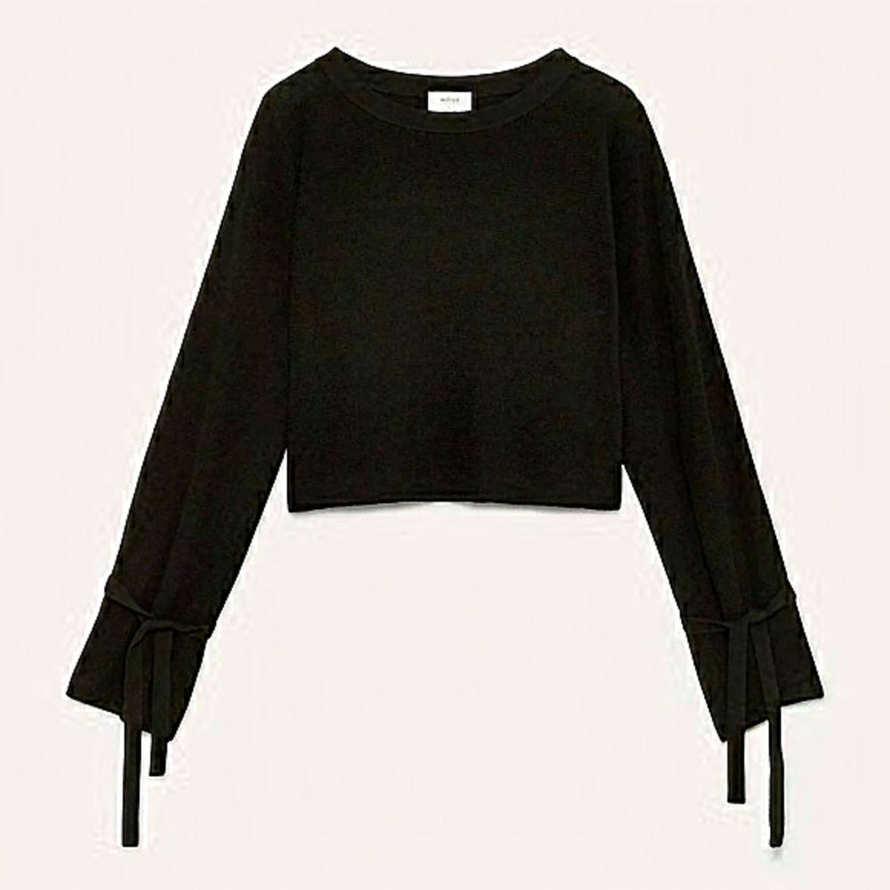 Wilfred‎ Emmy Sweater